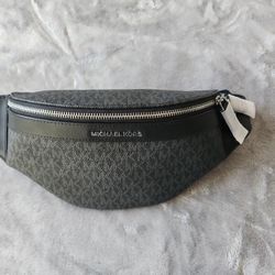 Michael Kors Fanny Pack 
