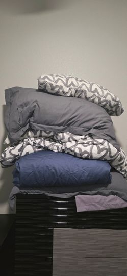 FREE bedding and pillows