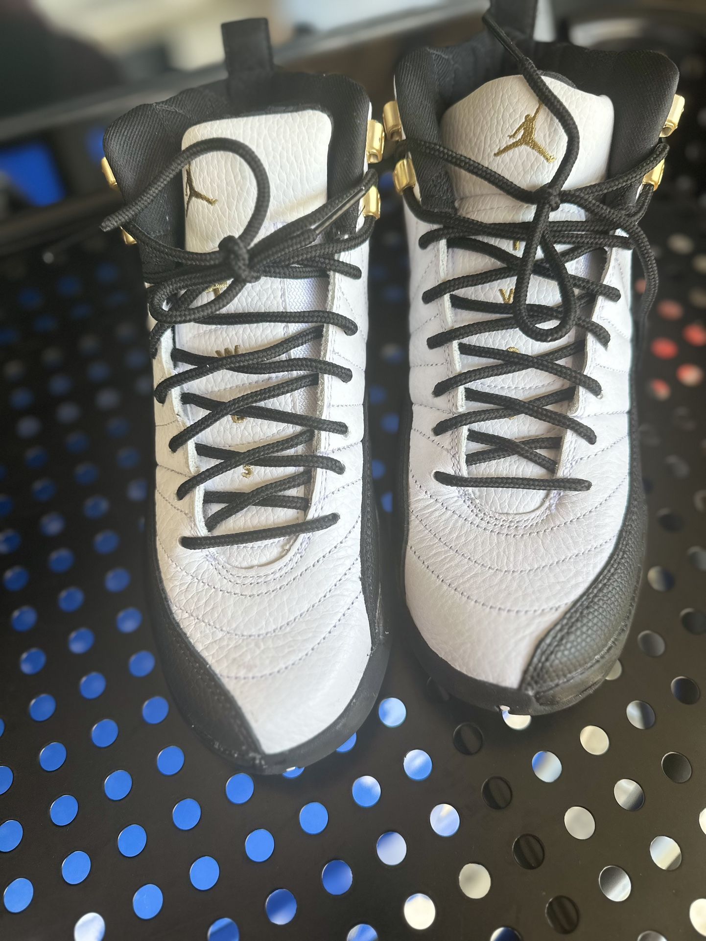 Jordan 12s Size Boys(7)