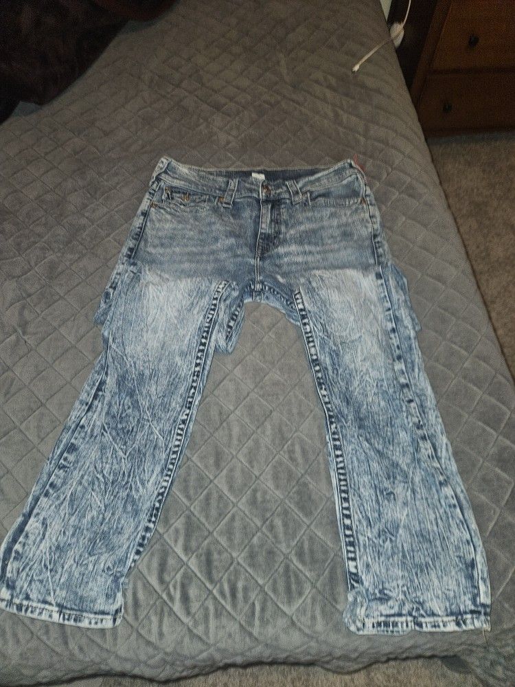 True Religion Relaxed Slim light blue acid wash denim jeans