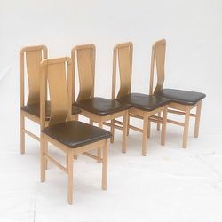 Mid Certainly Modern Vintage Danish Design Five Dining Chairs In Excellent Condition 