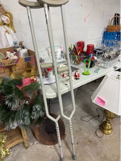 Tall Crutches metal adjustable 5’10”-6’6”