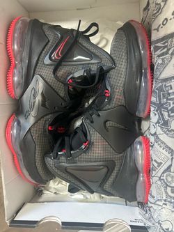 LeBron 19
