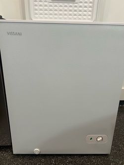 Vissani Chest Freezer