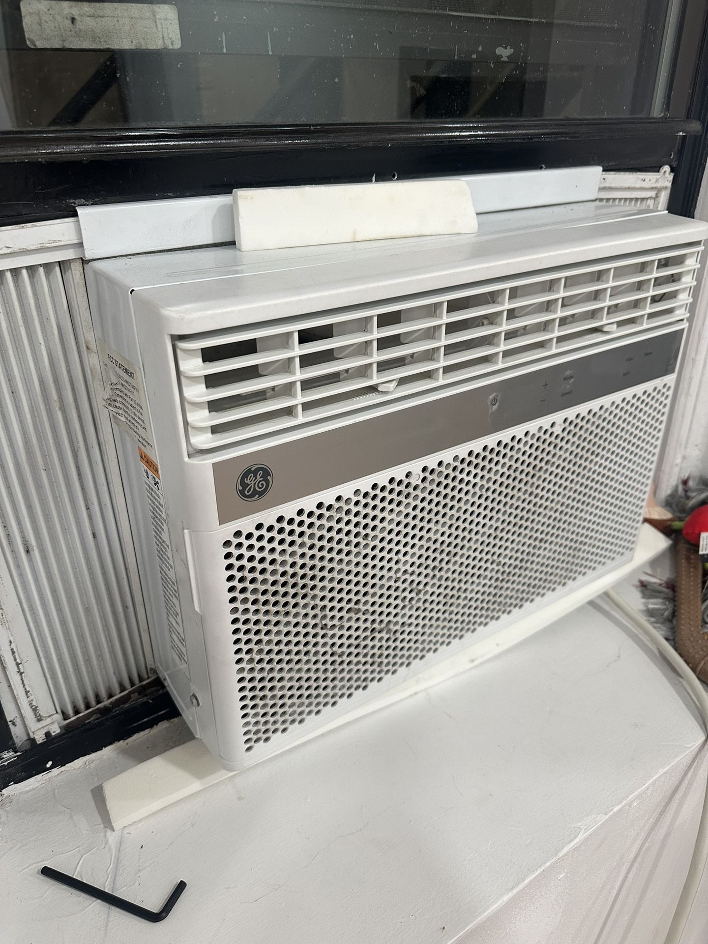 GE 10,000 BTU Smart Air Conditioner