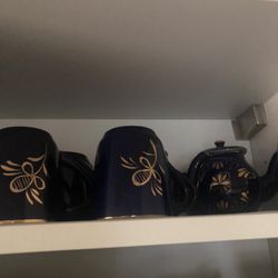 10 Blue  Tea Set And Tea Pot