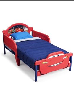 Lightning McQueen toddler bed