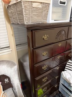 2 drawers