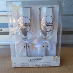 Bride And Groom Wine Flutes 