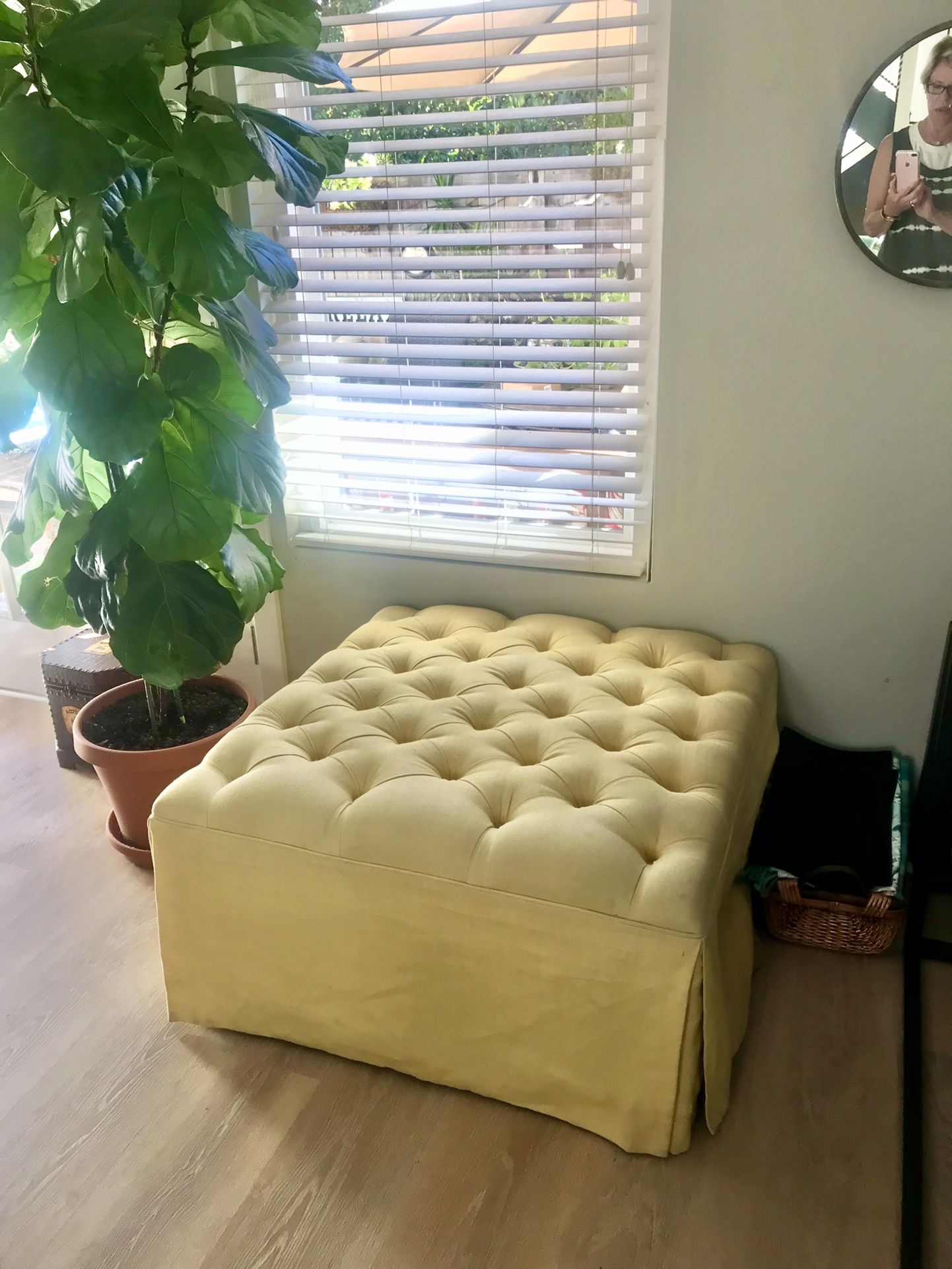 Ottoman Lemon Yellow Excellent Condition Ballard Design 100.