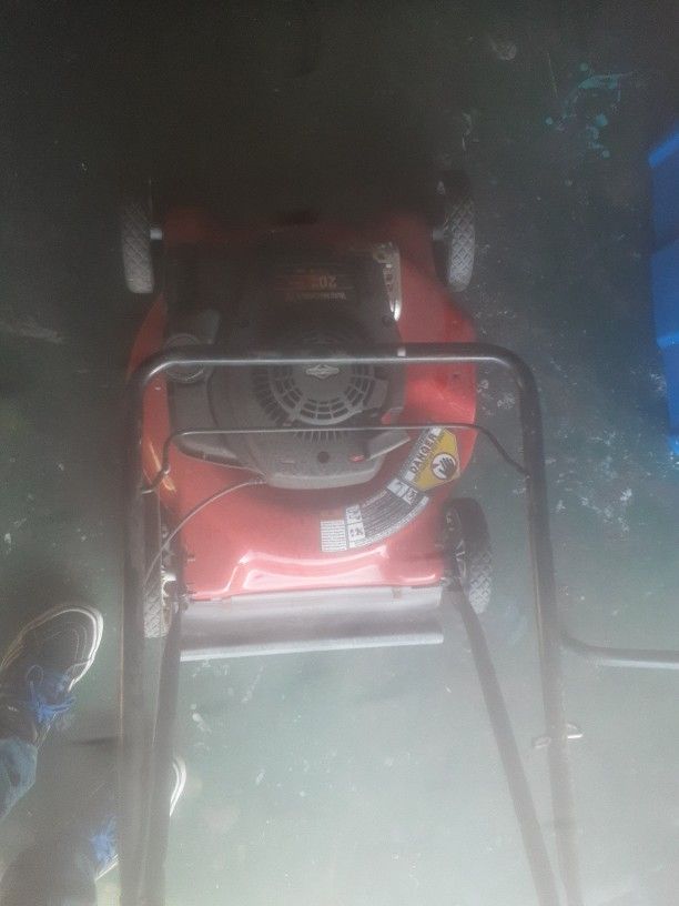 Briggs And Stratton Lawn Mower 125 Cc Gas. Power
