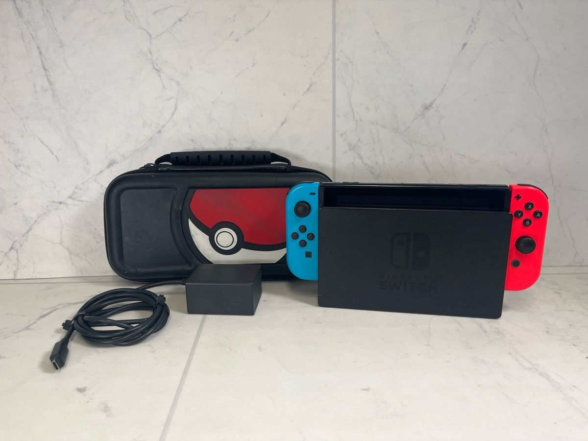 Nintendo Switch Console – HAC-001 (A1G010023)