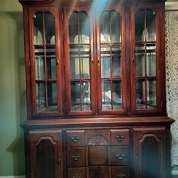 Solid Wood China Cabinet / Hutch – Glass Doors, Lights, Excellent Storage