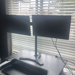 Computer Monitors And Stand