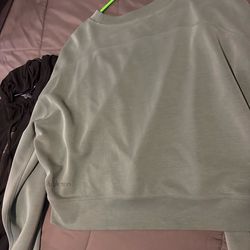 Lulululemon softstream crewneck