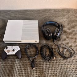 Xbox Series One S  Console - Astro A40 TR - Xbox Elite Series 2 Controller 