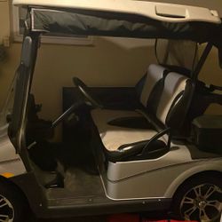 2017 easy go. RXV  really nice 14 inch rim enclosure for if it rains let down windshield