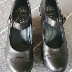 Dansko Women's Mary Jane Heel Size 38 7.5