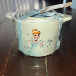 RAE Dunn PÃncese Measuring Cups