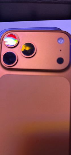 iPhone 17