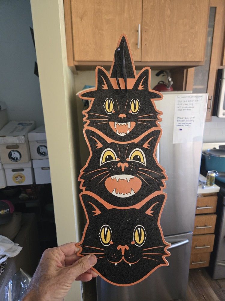 Fun Spooky Old Wood Black Cat Halloween Decoration