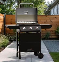 PROPANE GAS BBQ GRILL NEW ASSAMBLED FROM THE BOX