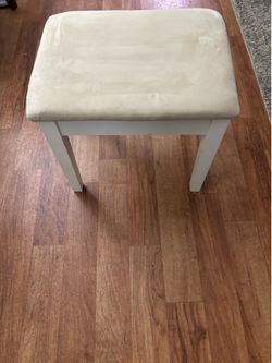 Small decor table