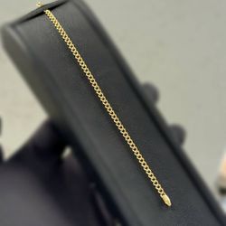 Jewelry 14k hollow Yellow Gold bracket Cuban link 6.00” 1.80 grams 3.00mm