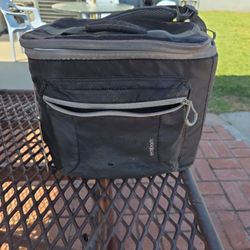 Lunch Cooler Bag.  Brand- Embark