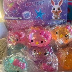 Hello Kitty Squishy 