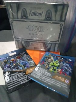 Mega Halo Blind Bag & Fallout Collector Building Set