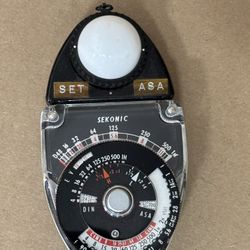 Sekonic Studio Deluxe Model L-28C2 Light Meter