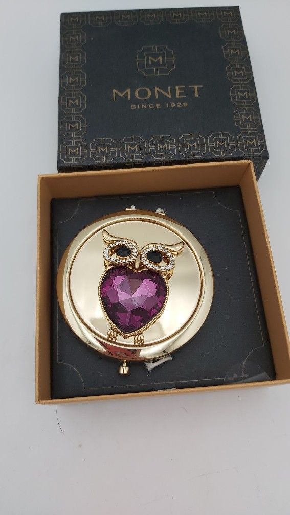 Beautiful Monet Mirrored Compact With Jeweled Owl In Original Box 