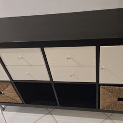 Modern Storage Cabinet / Mueble Organizador Moderno con Gavetas, Puertas y Canastas