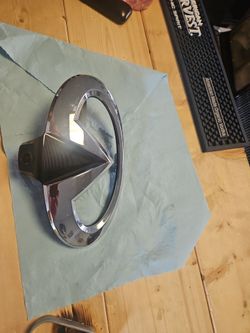 Infiniti Q60 Base 2015 Front Bumper camera W/ Emblem OEM 623823JA0A-C1