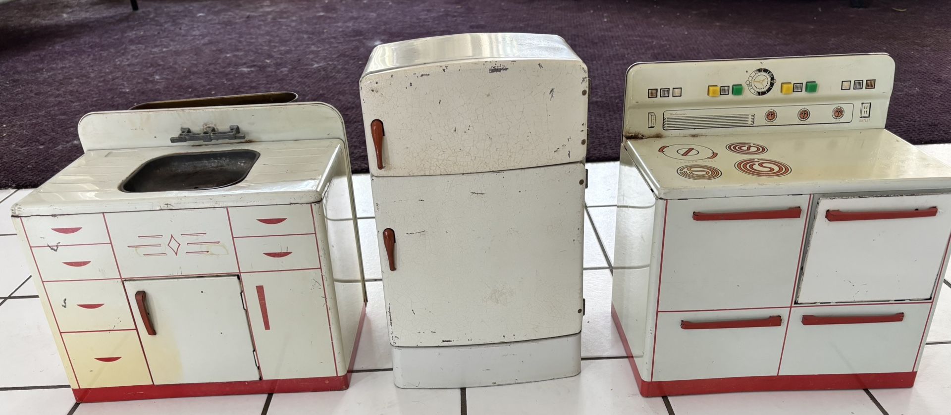 Kids Kitchen Tin Vintage