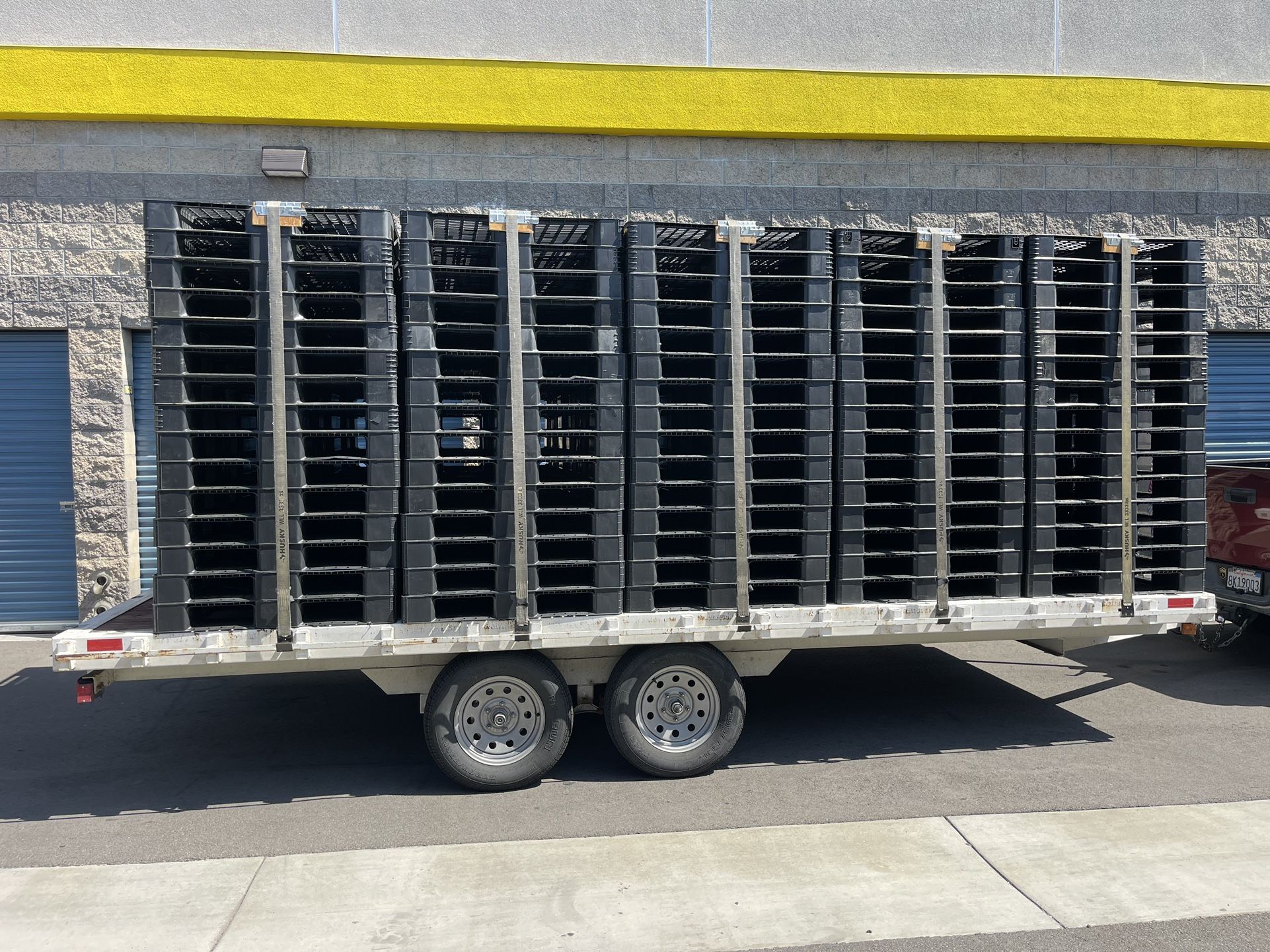 43x43 Plastic Pallets (Get Ready For Rain)