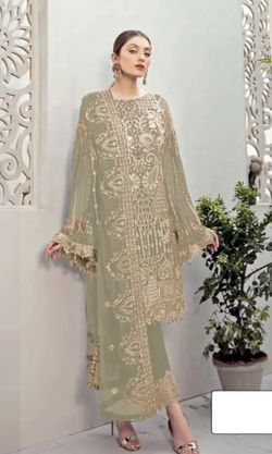 Asia, Pakistani Indian Clothings