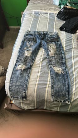 Distressed Jeans