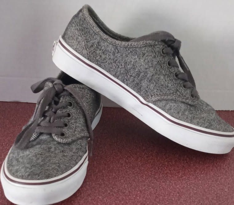 Women's Van's Size 6