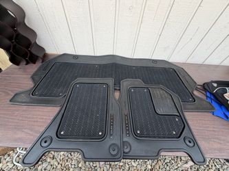 Floor mats brand new