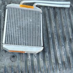 NEW CHEVY GMC C1500 OBS C2500 HEATER CORE 94 98
