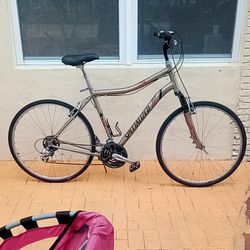 Specialized Crossroads Hybrid Bike