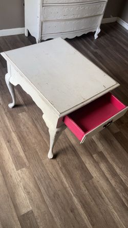 Solid wood Deep End Table nightstand