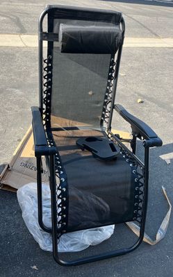 Amazing For Less Folding Zero Gravity Lounge Chair