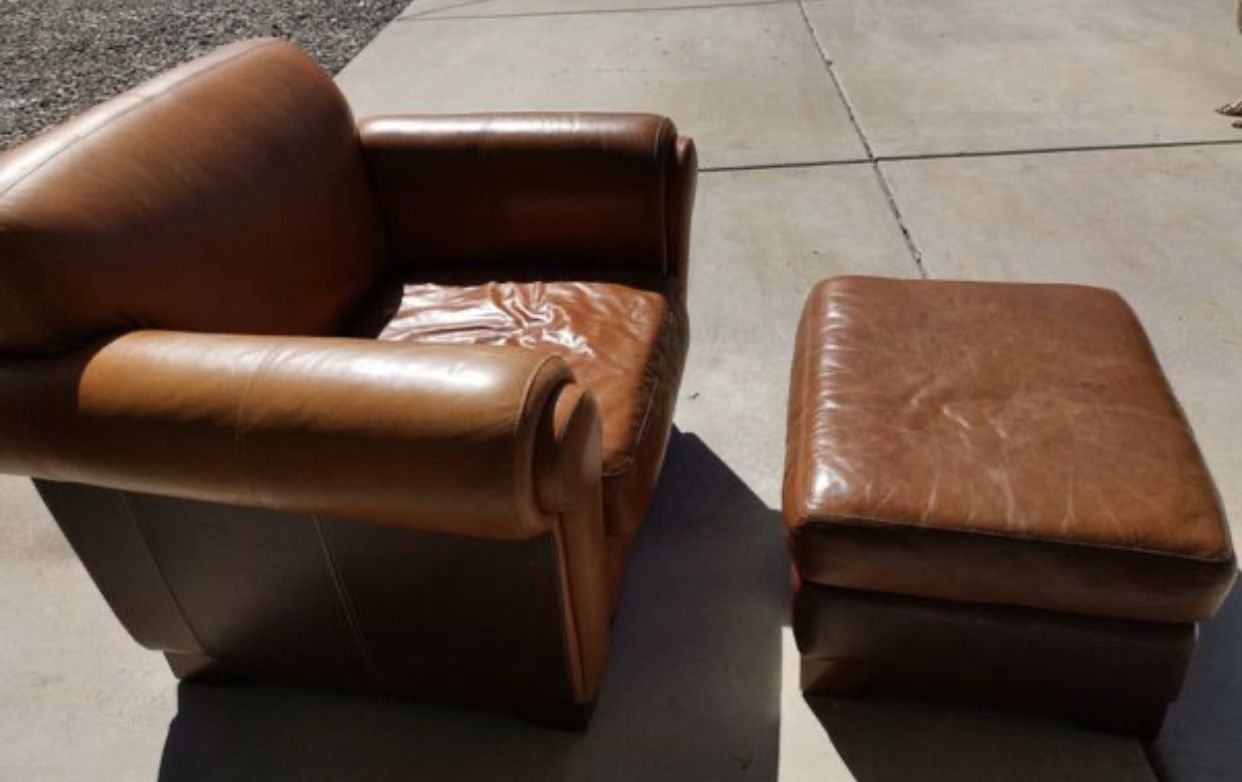 SOFA CHAIR AND OTTOMAN SET