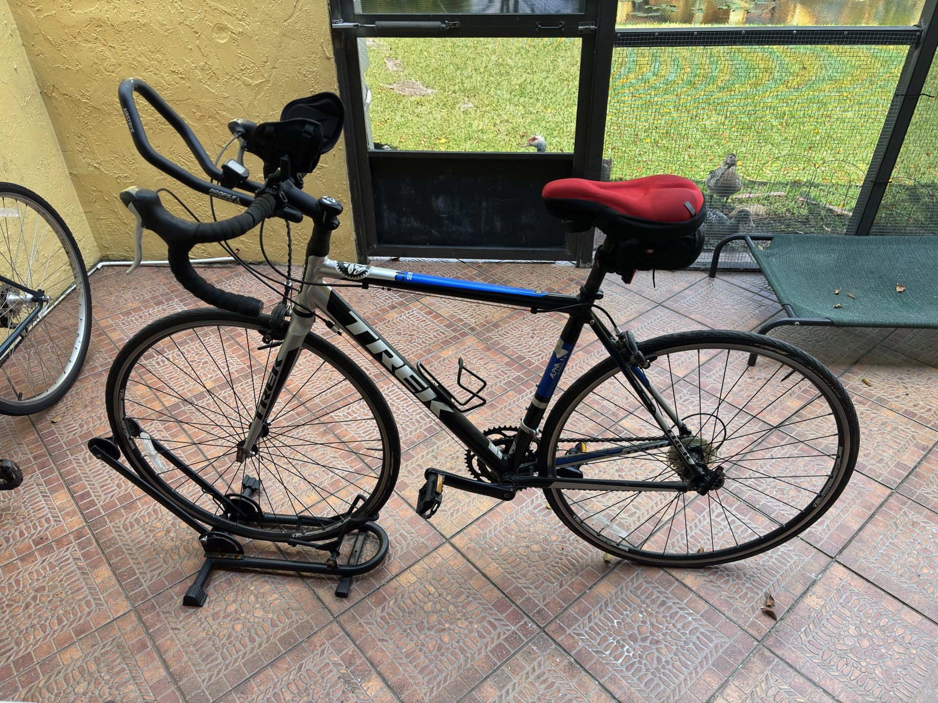 Trek 1.1 Alpha Road Bike – Good Condition – $200 OBO