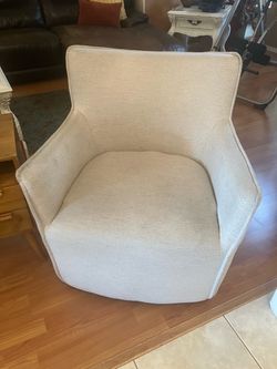 Swivel chair