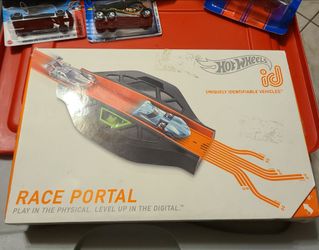 Hot Wheels id Race Portal Smart Track System