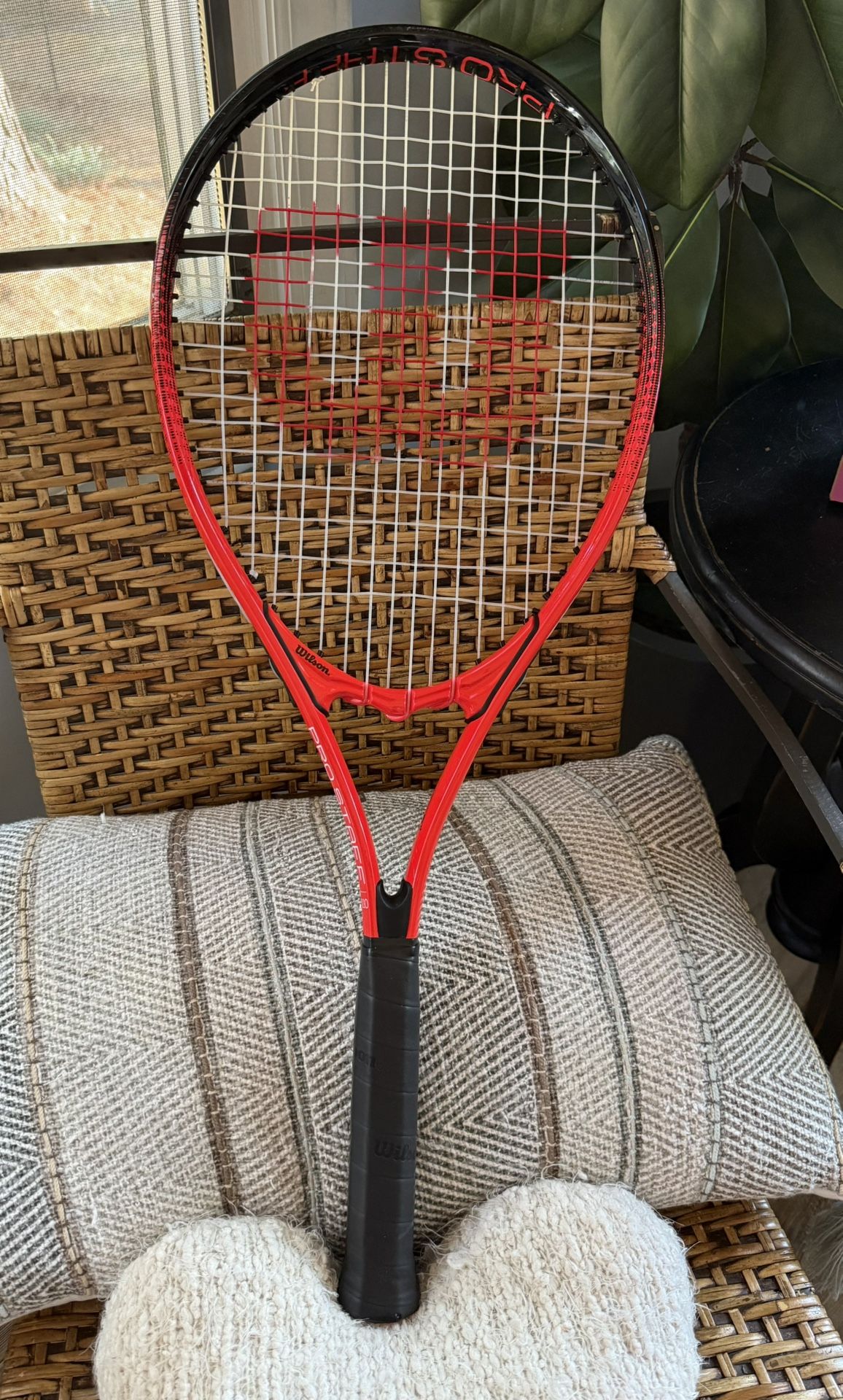 Youth tennis Racket like New